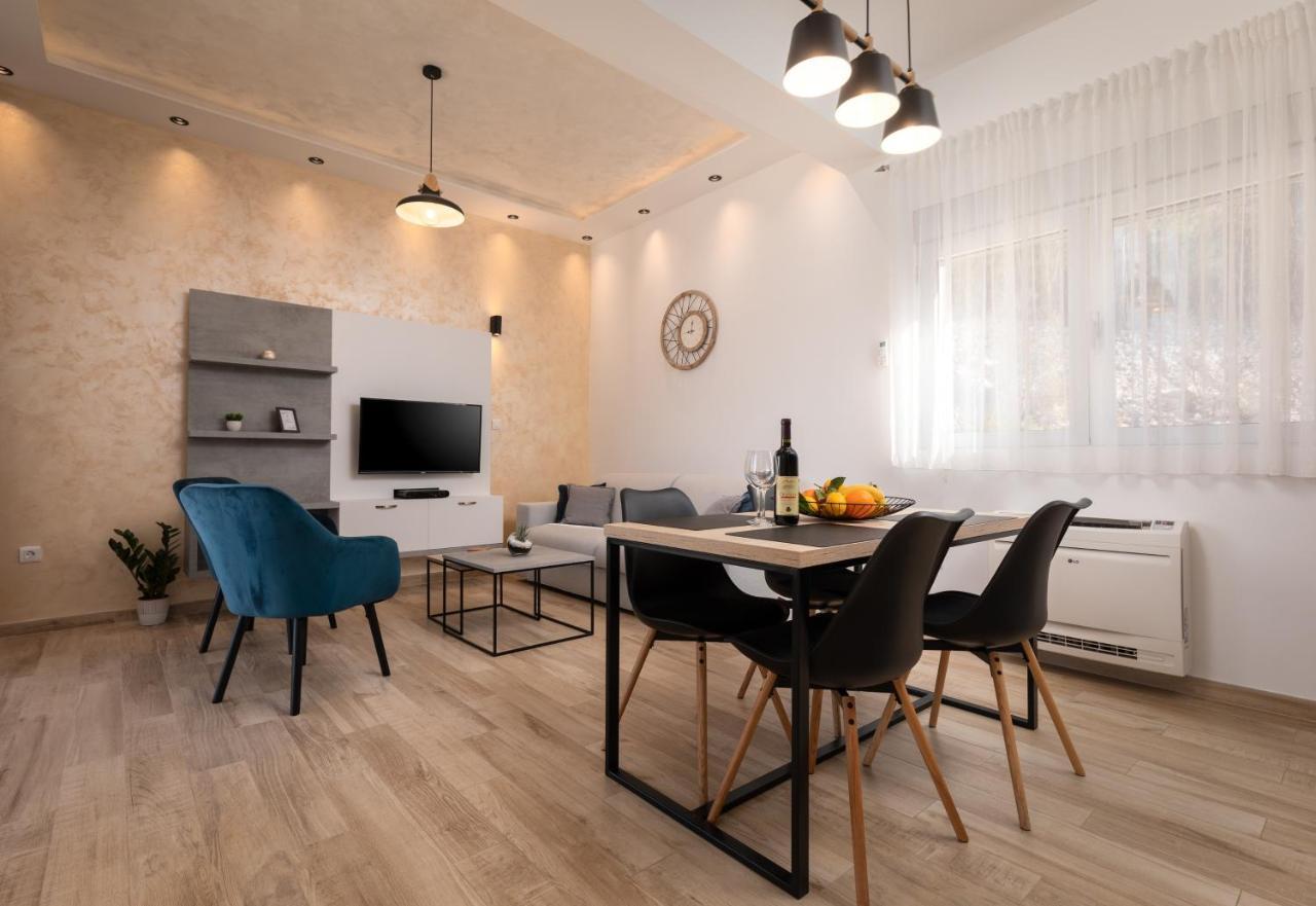 Bonintro Lux Apartment Kotor Exterior photo
